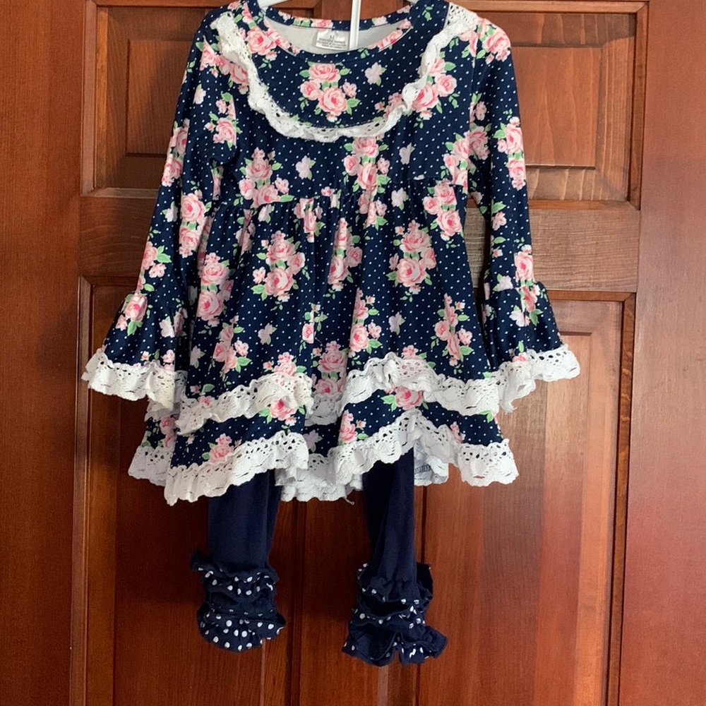 Girls boutique outfit.